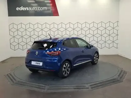 Photo 41 Renault Clio  E-Tech full hybrid 145