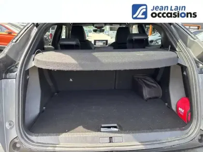 Photo 9 Peugeot 2008  Hybrid 136 e-DCS6
