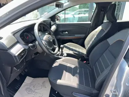 Photo 9 Dacia Sandero  TCe 90 - 22