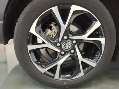 Photo 24 Toyota C-HR  Hybride 2.0L