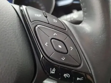 Photo 42 Toyota C-HR  Hybride 2.0L