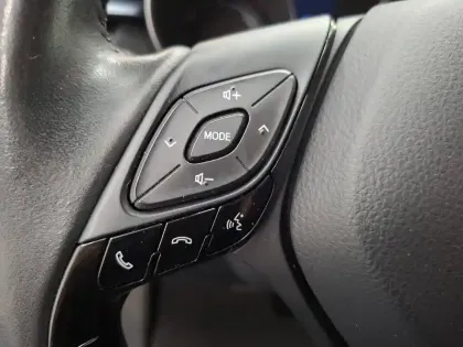 Photo 41 Toyota C-HR  Hybride 2.0L