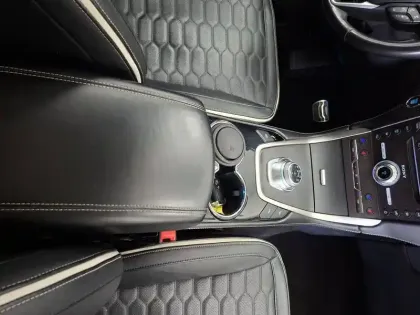 Photo 28 Ford S-max  2.5 Duratec Hybrid 190 eCVT