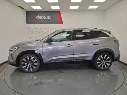 Photo 7 Renault Austral  E-Tech hybrid 200