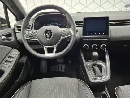 Photo 29 Renault Clio  E-Tech 140 - 21N