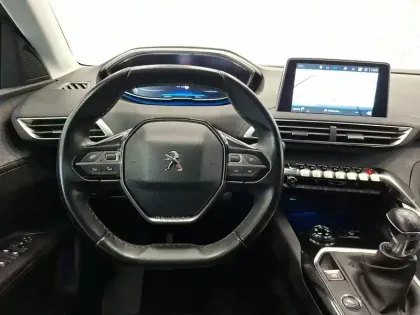 Photo 12 Peugeot 3008  Puretech 130ch S&S BVM6