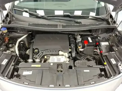 Photo 16 Peugeot 3008  Puretech 130ch S&S BVM6