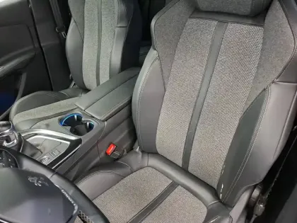 Photo 11 Peugeot 3008  Puretech 130ch S&S BVM6