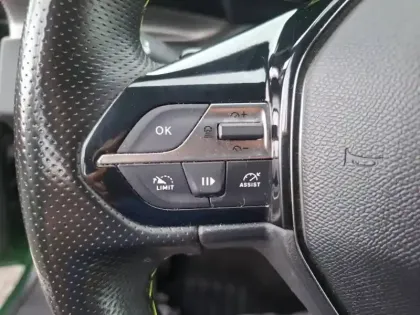 Photo 19 Peugeot 308  PHEV 180 e-EAT8