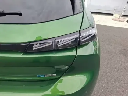 Photo 16 Peugeot 308  PHEV 180 e-EAT8