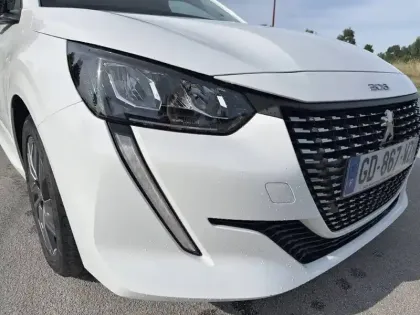 Photo 15 Peugeot 208  BlueHDi 100 S&S BVM6