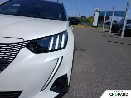 Photo 21 Peugeot 2008  Electrique 136 ch