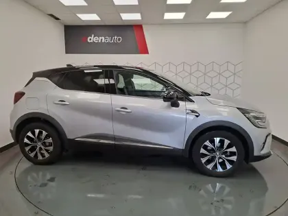 Photo 13 Renault Captur  mild hybrid 160 EDC