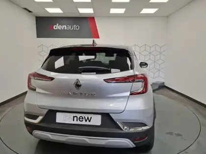 Photo 17 Renault Captur  mild hybrid 160 EDC
