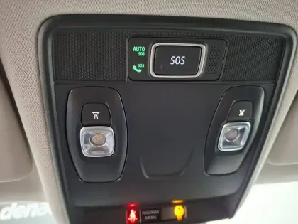 Photo 48 Renault Captur  mild hybrid 160 EDC