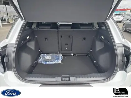 Photo 8 Ford Explorer  RWD Extended Range 79 kWh 286 ch