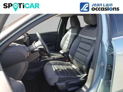 Photo 10 Citroën C4 e- 136 ch Automatique