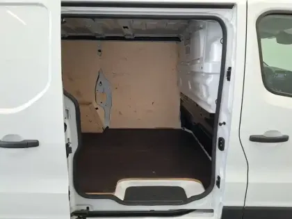 Photo 15 Renault Trafic  FGN L1H1 3000 KG BLUE DCI 130