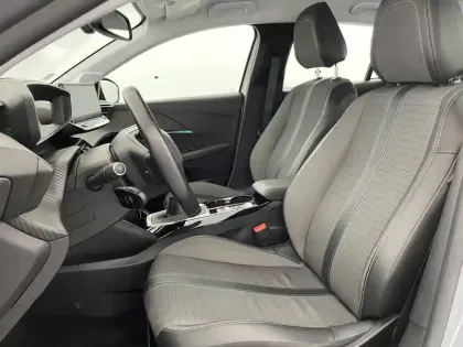 Photo 18 Peugeot 208  PureTech 100 S&S BVM6