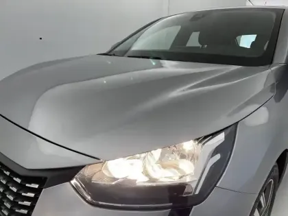 Photo 6 Peugeot 208  PureTech 100 S&S BVM6