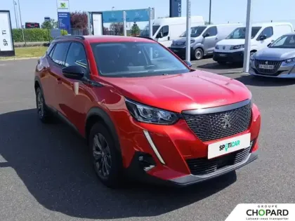 Photo 27 Peugeot 2008  PureTech 100 S&S BVM6