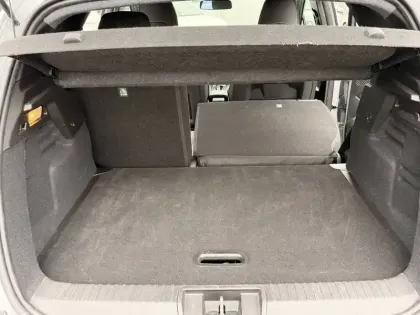 Photo 24 Renault Captur  E-Tech full hybrid 145 ch