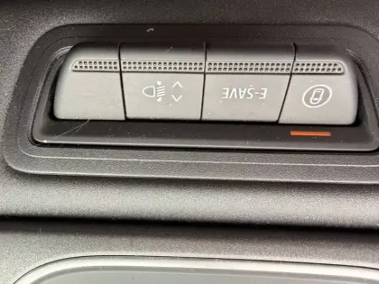 Photo 30 Renault Captur  E-Tech full hybrid 145 ch