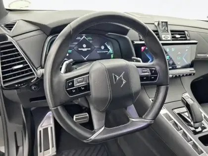 Photo 33 DS DS 7 DS7 Crossback Hybride E-Tense 300 EAT8 4x4