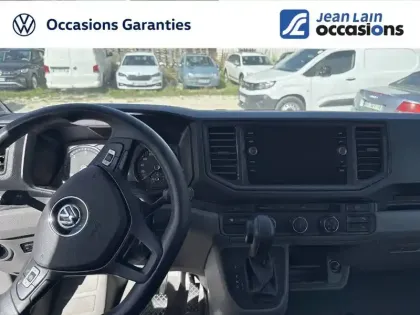 Photo 23 Volkswagen Crafter  VAN 35 L3H3 2.0 TDI 140 CH BVA