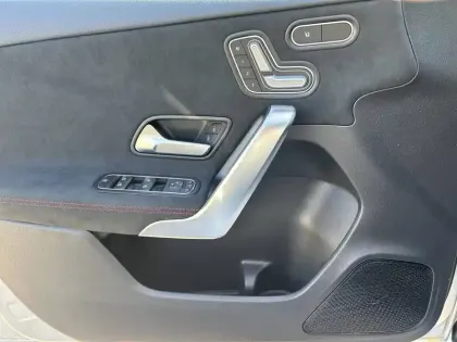 Photo 12 Mercedes Classe A  200
