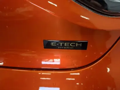 Photo 21 Renault Clio  E-Tech full hybrid 145 ch GSR2