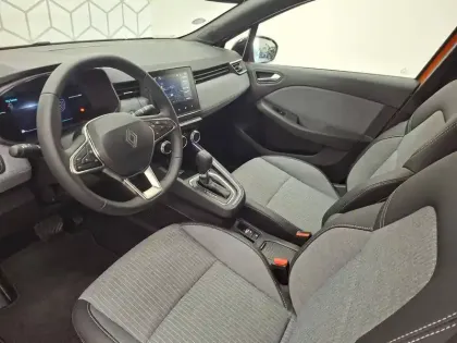 Photo 39 Renault Clio  E-Tech full hybrid 145 ch GSR2