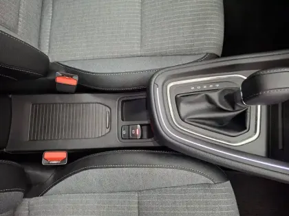 Photo 34 Renault Clio  E-Tech full hybrid 145 ch GSR2