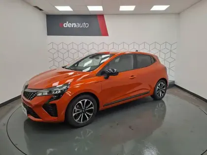 Photo 7 Renault Clio  E-Tech full hybrid 145 ch GSR2