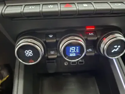 Photo 46 Renault Clio  E-Tech full hybrid 145 ch GSR2