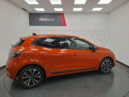 Photo 17 Renault Clio  E-Tech full hybrid 145 ch GSR2