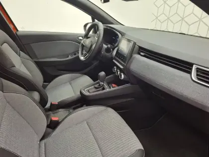 Photo 30 Renault Clio  E-Tech full hybrid 145 ch GSR2
