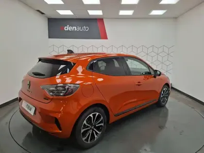 Photo 19 Renault Clio  E-Tech full hybrid 145 ch GSR2
