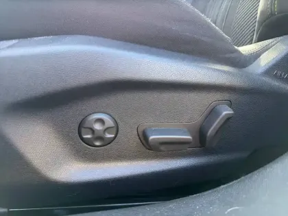 Photo 21 Peugeot 408  PHEV 225 e-EAT8