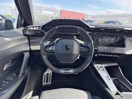 Photo 8 Peugeot 408  PHEV 225 e-EAT8
