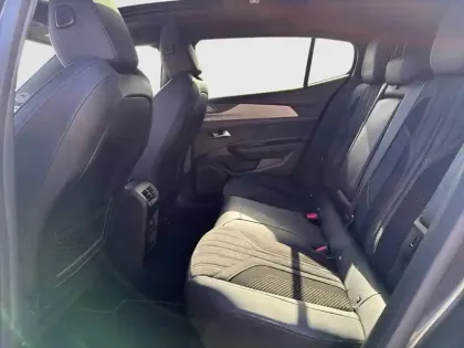 Photo 11 Peugeot 408  PHEV 225 e-EAT8
