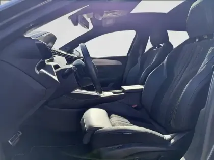 Photo 10 Peugeot 408  PHEV 225 e-EAT8