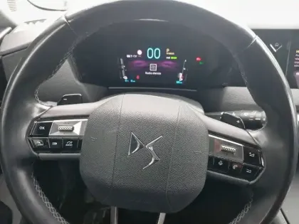 Photo 9 DS DS 4  Hybride E-Tense 225 EAT8