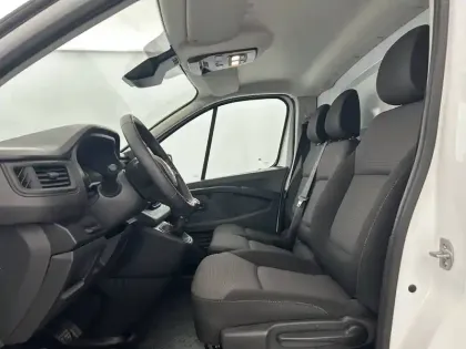 Photo 8 Renault Trafic  FG BLUE DCI 130 L1H1 3T GSR2
