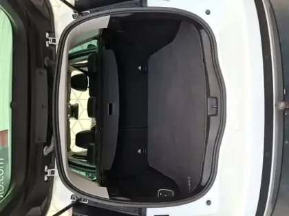 Photo 15 Renault Scenic Grand  TCe 140 FAP EDC