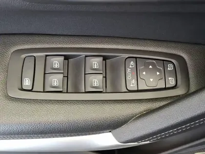 Photo 31 Renault Kadjar  Blue dCi 115