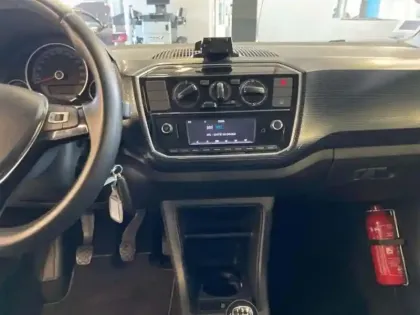 Photo 9 Volkswagen Up ! 1.0 60 Move !