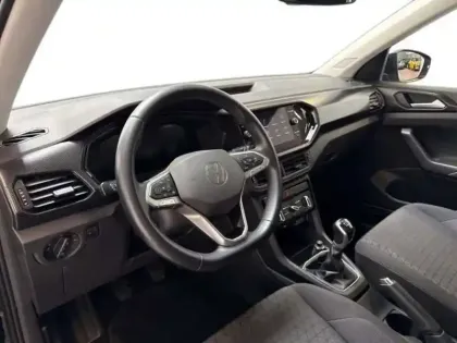 Photo 8 Volkswagen T-cross 1.0 TSI 95 Start/Stop BVM5 Life Plus