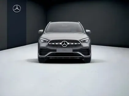 Photo 7 Mercedes GLA 200