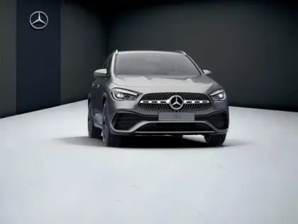 Photo 10 Mercedes GLA 200